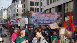 Kampf der Aufrüstung und Militarisierung von Europas Häfen für den Weltkrieg