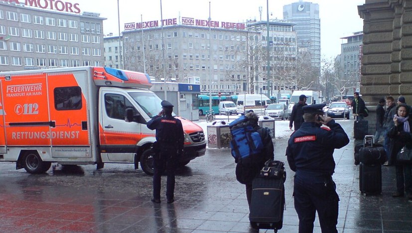 "Nicht den Helden spielen, sondern sich auf andere Fahrgäste stützen"
