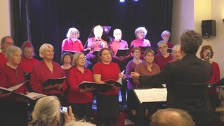 Chor Avanti Comuna Kanti: Lieder gegen Aufrüstung, Krieg und Faschismus