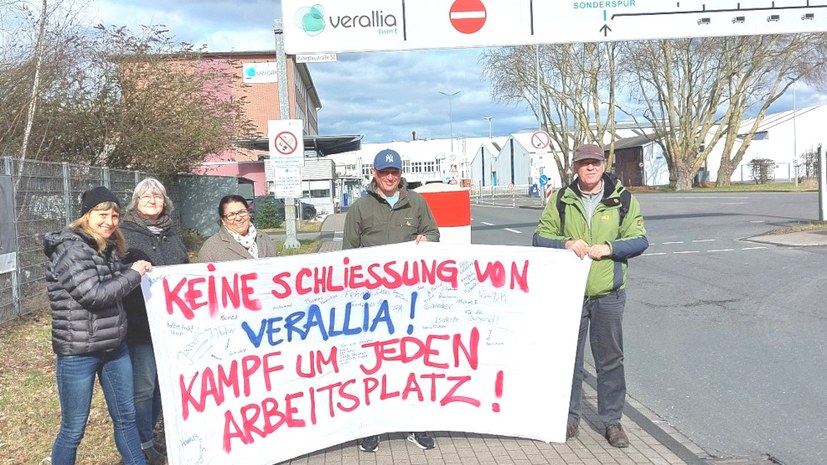 Aktionsstand zur Solidarität mit den Kollegen von Verallia in Essen-Karnap