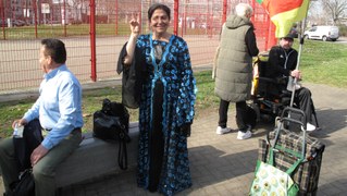 1800 Menschen am Internationalen Frauentag auf der Straße