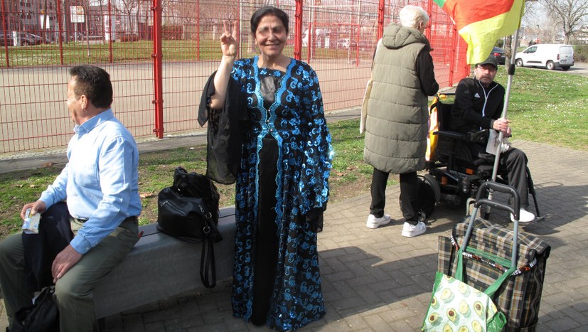 1800 Menschen am Internationalen Frauentag auf der Straße