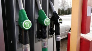 Trumps Krieg gegen den Iran, die Benzinpreise und die Spekulation