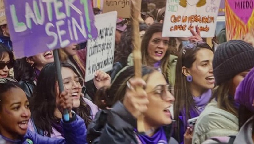Erneut Zehntausende in Berlin