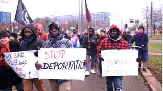 Mauern gegen Menschenfeinde statt gegen Menschen! Keine Zusammenarbeit mit Rassisten, Faschisten, Menschenfeinden!