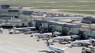 Flugbegleiter streiken