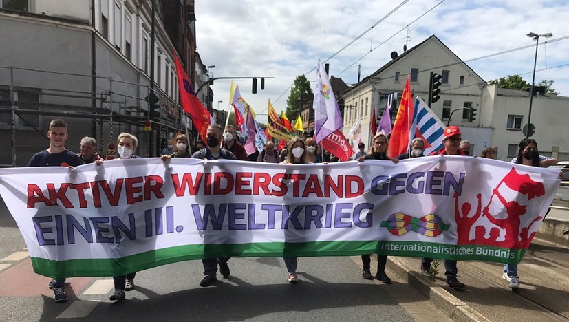 Ehrensache: Am 8. Mai alle zur Demo gegen Weltkrieg und Faschismus!