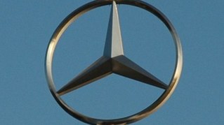 „Rollen bald Panzer mit Mercedes-Stern vom Band?“