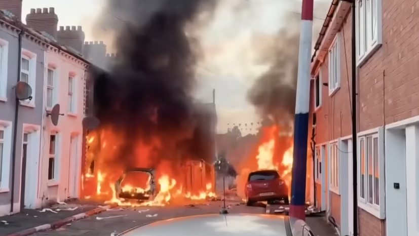 Rassistisches Pogrom in Belfast und weiteren Städten