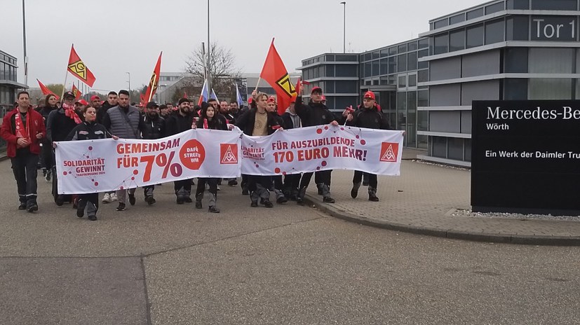 Flyer zu Pausenversammlung und Hitzeschutz