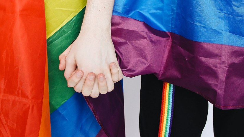 Hunderte Mahnwachen nach dem faschistischen Anschlag auf den CSD Berlin