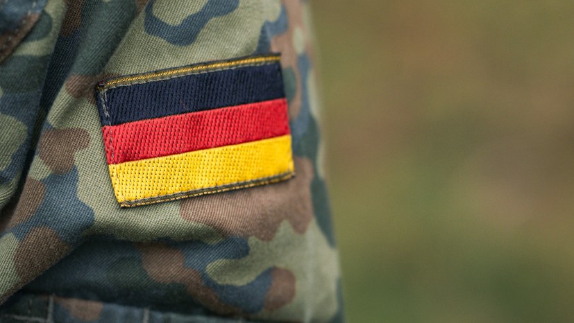 530 neue Rekruten und die massive Aufrüstung zum Krieg