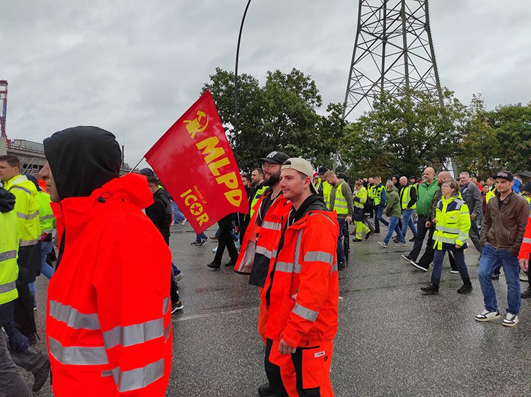 260905 MLPD Hamburg beim Hafenarbeiterstreik 260905 MLPD Hamburg beim Hafenarbeiterstreik