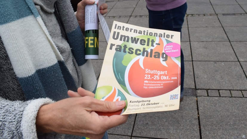 Internationaler Umweltratschlag beginnt mit kämpferischer Kundgebung auf dem Schlossplatz