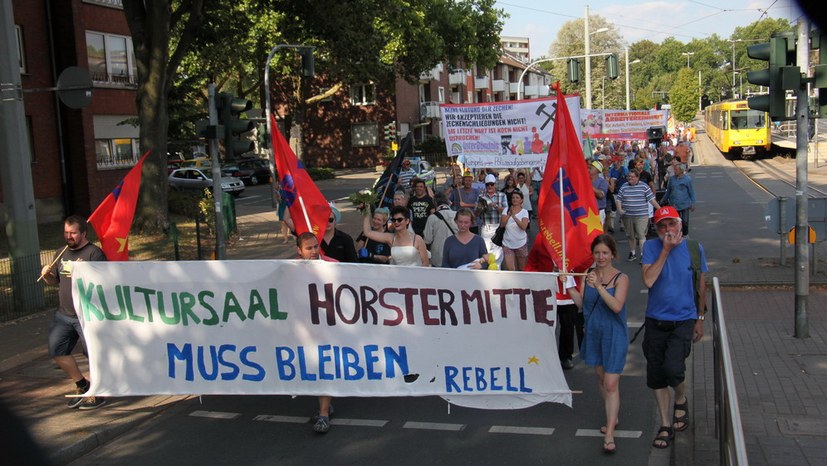 Demonstration für den Kultursaal