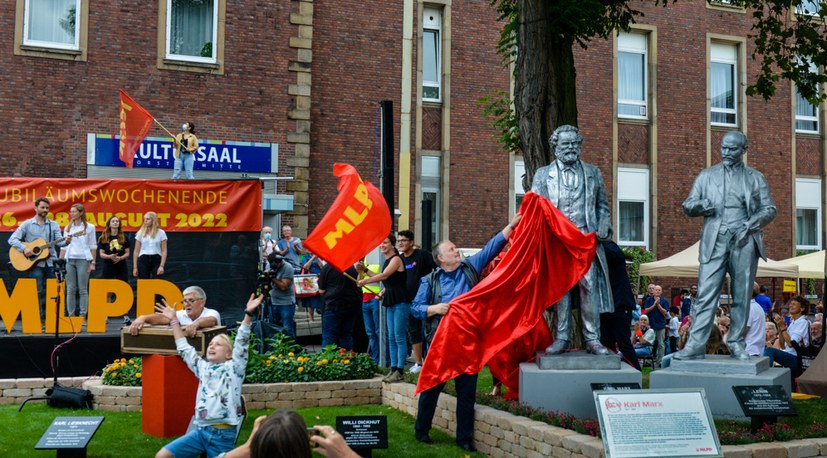Enthüllung Marx-Statue