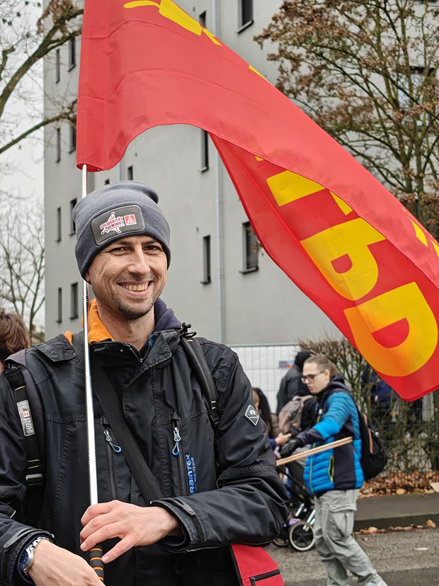 29. November: 50.000 Menschen widersetzen sich dem Faschismus
