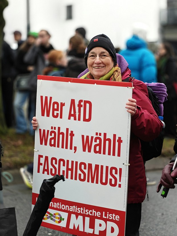 29. November: 50.000 Menschen widersetzen sich dem Faschismus