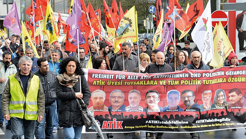 Solidarität mit den unbeugsamen Gefangenen von München!