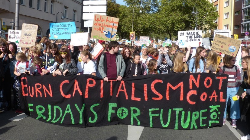 Fortschrittliche Bewegungen: Revolutionär und perspektivisch oder angepasst und systemkonform?