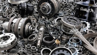 Autozulieferer schlittern immer tiefer in die Krise