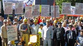 In den Klauen von RAG, Thyssenkrupp, RWE und Co.
