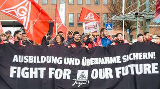 AfD-Faschisten fordern „Ur-Vertrauen“ in Kapitalisten